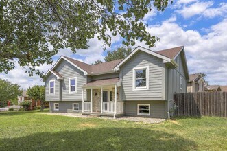 Building Photo - 7802 E 162nd St