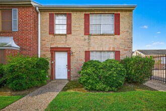Building Photo - 4064 Belle Park Dr