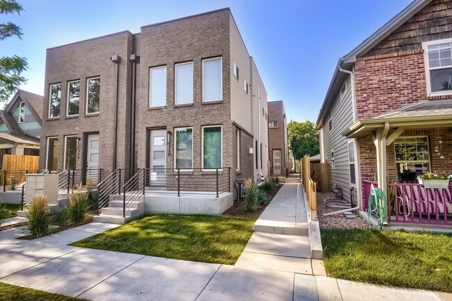 Photo - 712 W. 1st Ave Townhome