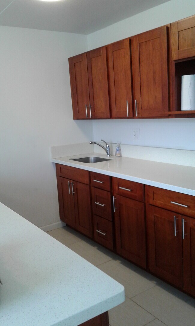 Foto del edificio - 95029 Kuahelani Ave
