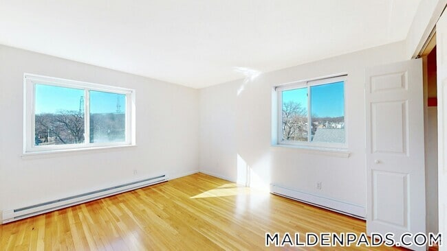Building Photo - 525 Highland Ave