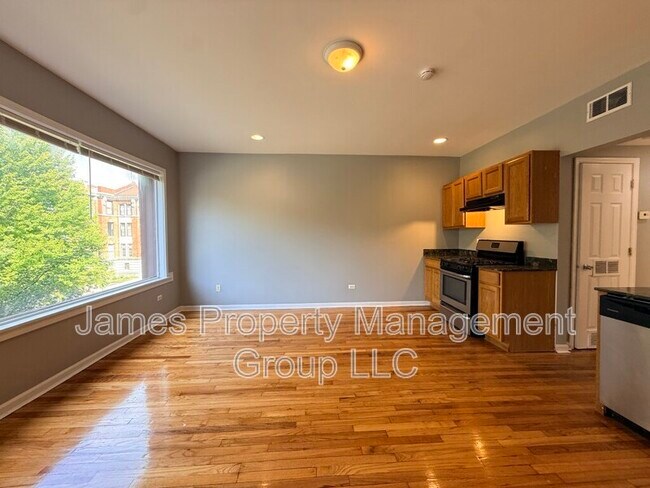 Foto del edificio - 5205 S Drexel Ave