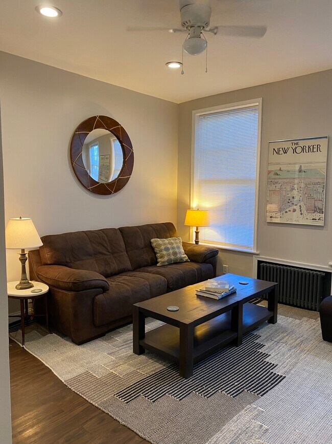 ¡Totalmente amueblado! - 346 Bushkill St