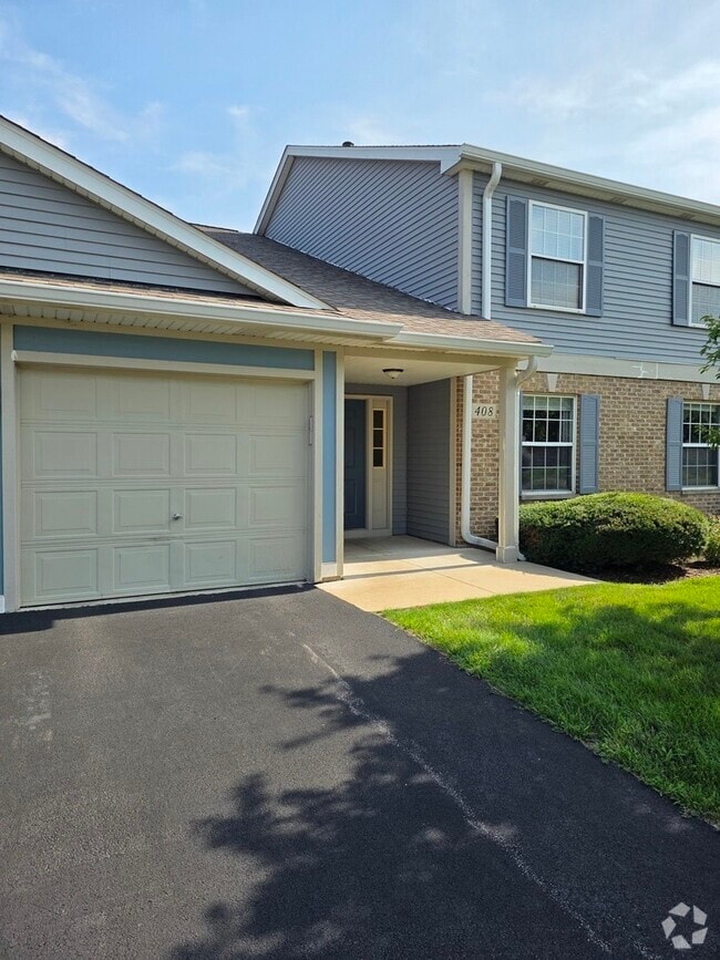 Building Photo - 408 Woodview Cir