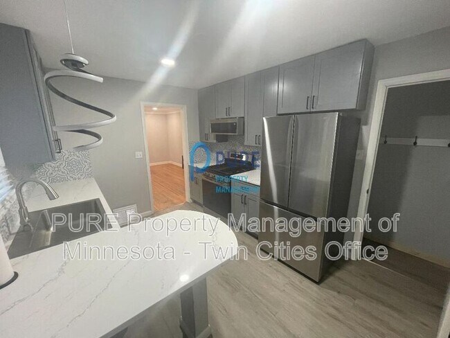 Foto del edificio - 4532 2nd St NE