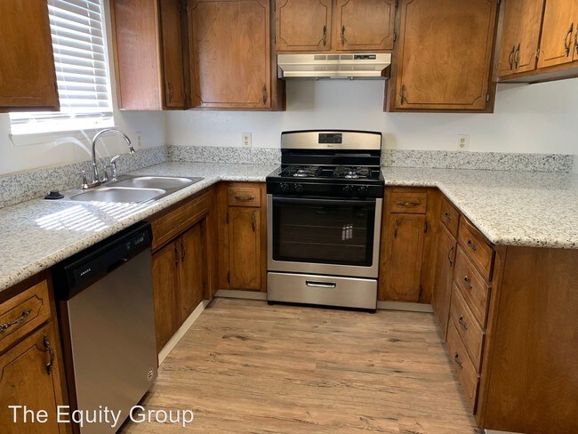 Foto del edificio - 111 S Peppertree St