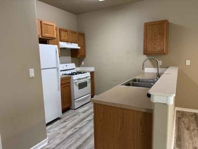 Foto del edificio - SW Bend Townhome