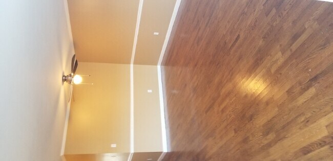 Foto del edificio - 481 Bramblewood Ln