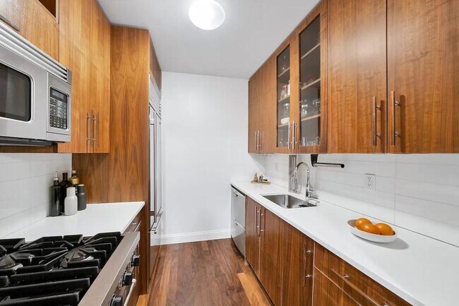 Building Photo - 1 bedroom in NEW YORK NY 10006