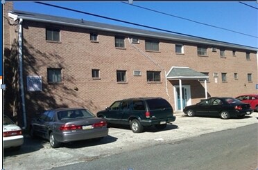 Foto principal - 11 Huron Ave