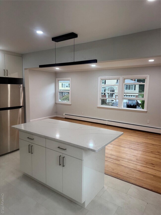 Foto del edificio - 9 Walnut Ln