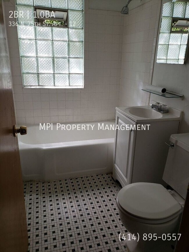 Foto del edificio - 336 N 75th St