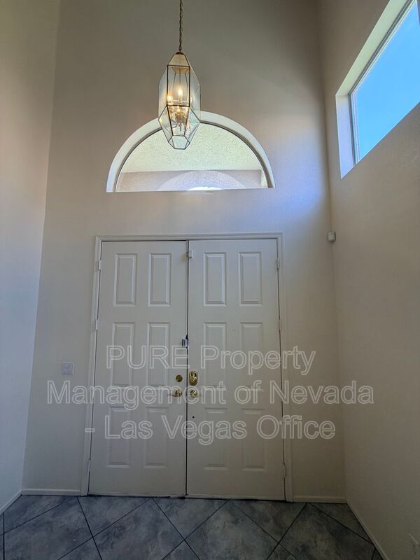 Foto del edificio - 925 Lexington Cross Dr
