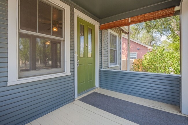 Building Photo - 1507 Rood Ave