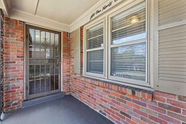 Foto del edificio - 5191 Mason Rd
