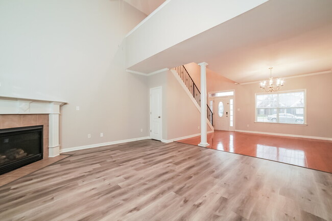 Building Photo - 4349 Genevieve Dr