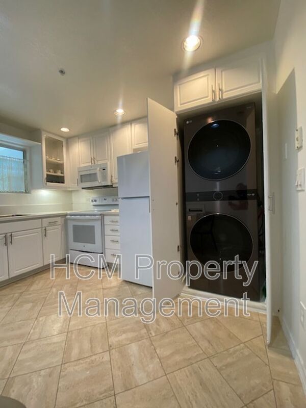 Foto del edificio - 2233 Martin
