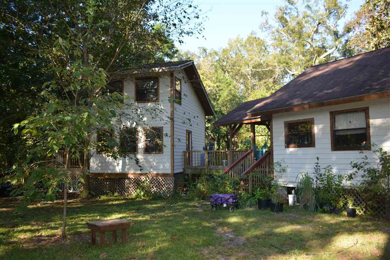 Primary Photo - 3870 Sunrise Rd