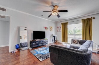Building Photo - 4515 Briar Hollow Pl