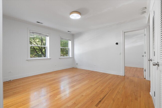 Foto del edificio - 1347 W Eddy St