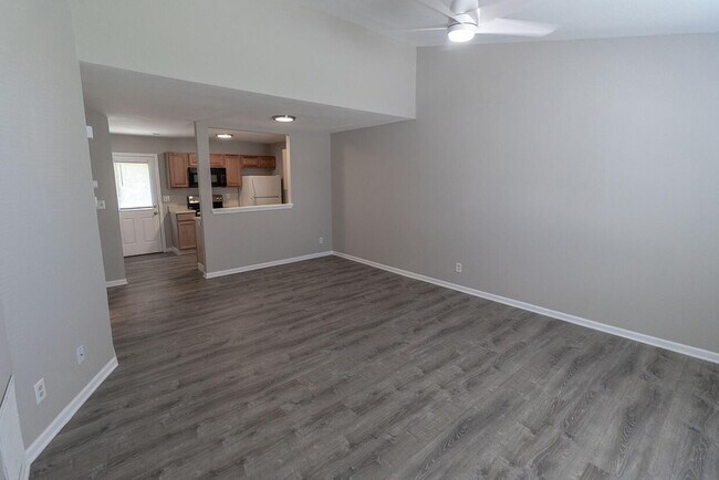 Building Photo - 1607 Bold Ruler Ct