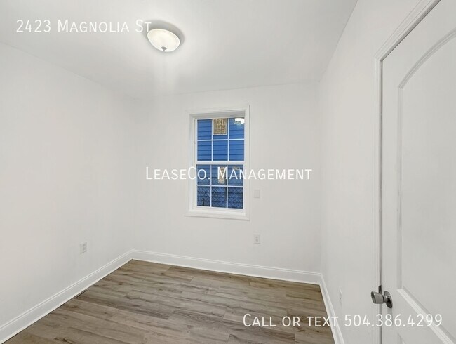 Building Photo - 2423 Magnolia St