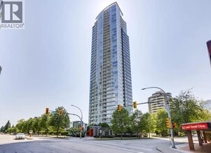 Building Photo - 4880-4880 Bennett St