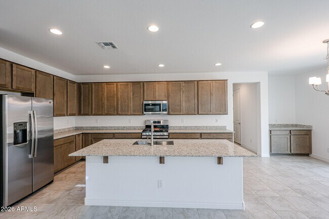 Building Photo - 14758 W Smoketree Dr