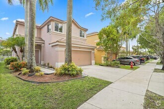 Building Photo - 1126 Golden Cane Dr
