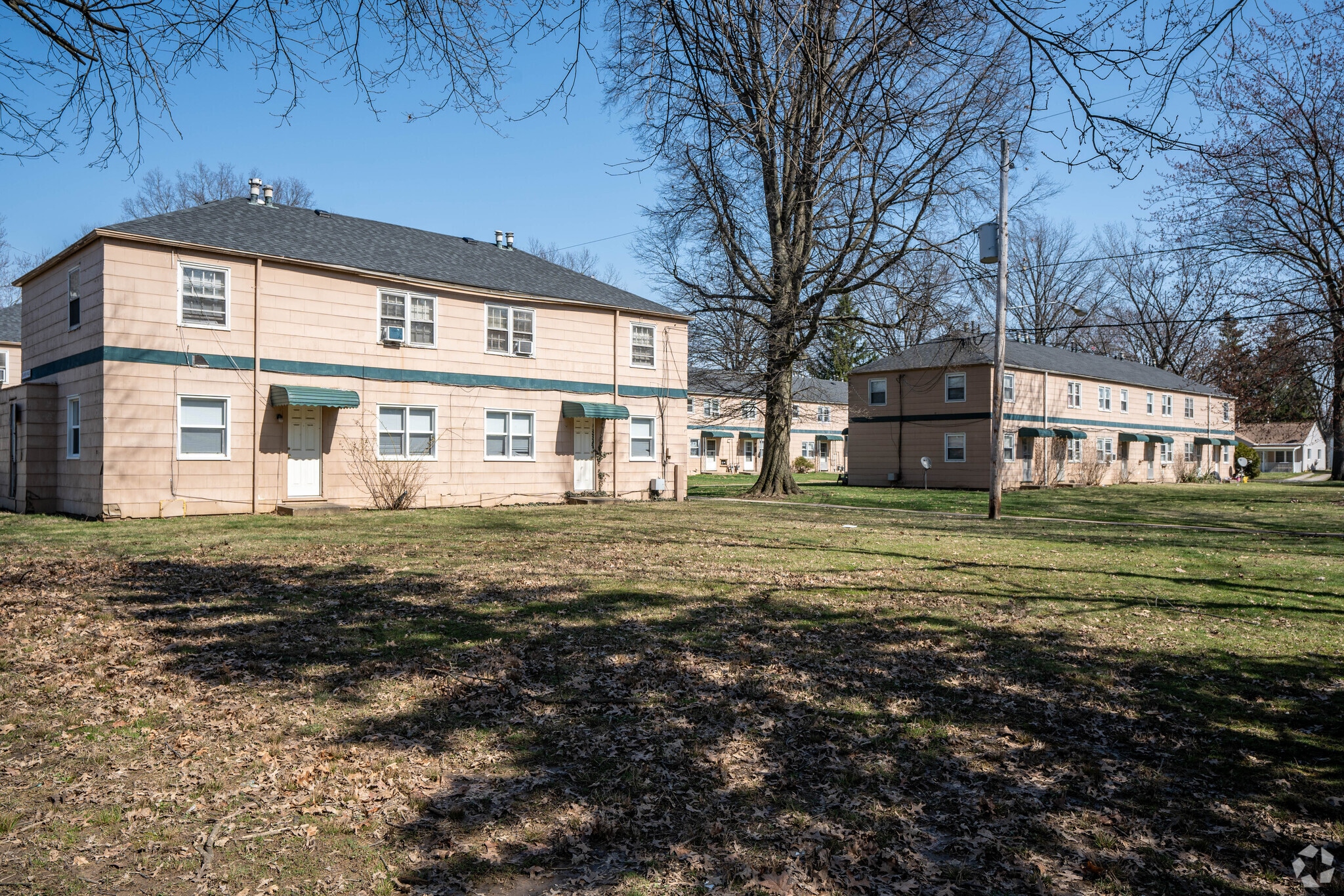 Park Lane Manor Apartments – photo 1