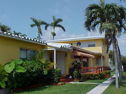 Foto del edificio - Hendricks Isle Apts. & Docks