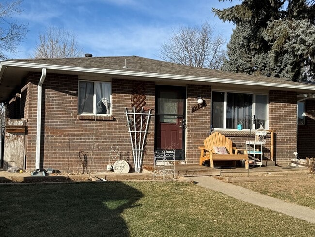 Duplex 1 bed, 1 bath with garage - Duplex 1 bed, 1 bath with garage House