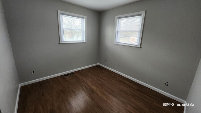 Foto del edificio - 852 Crowden Dr