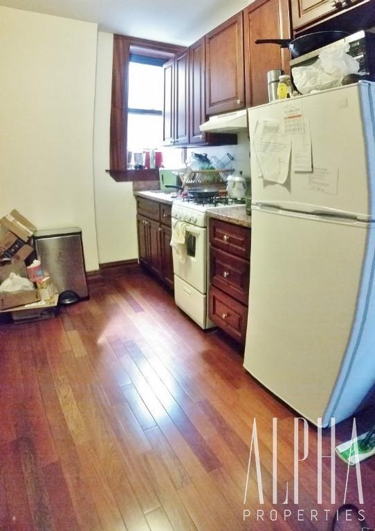Foto del edificio - 114 E 97th St