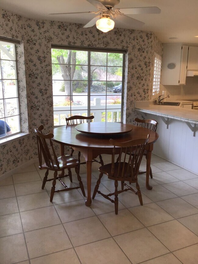 Foto del edificio - 18862 Meadowlark Ct
