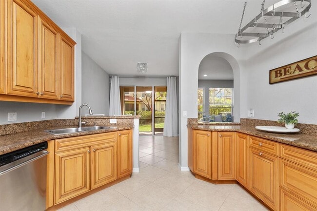 Building Photo - 5755 NW 120th Ave