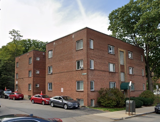 Building Photo - 2016 Commonwealth Ave
