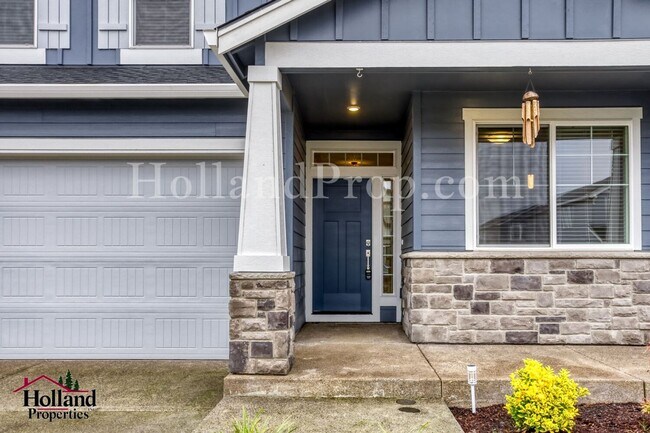 Building Photo - Welcome to Your Dream Home in North Plains!!! NEW BEST PRICE at $2,995! ** 1 Application in proce...