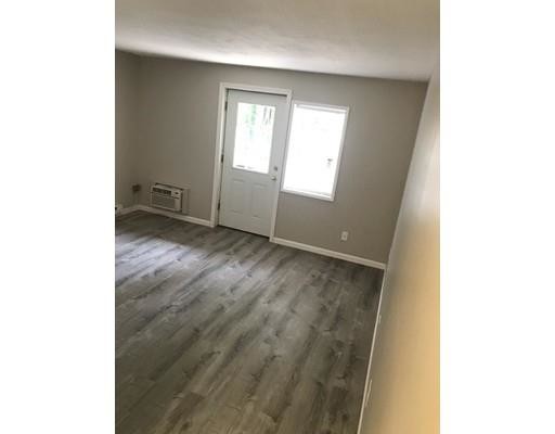 Building Photo - 469 Westfield St