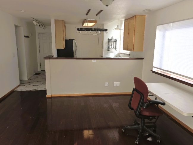 Foto del edificio - 2850 Aurora Ave