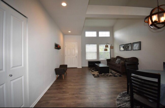 Foto del edificio - 14333 71st Ave SE