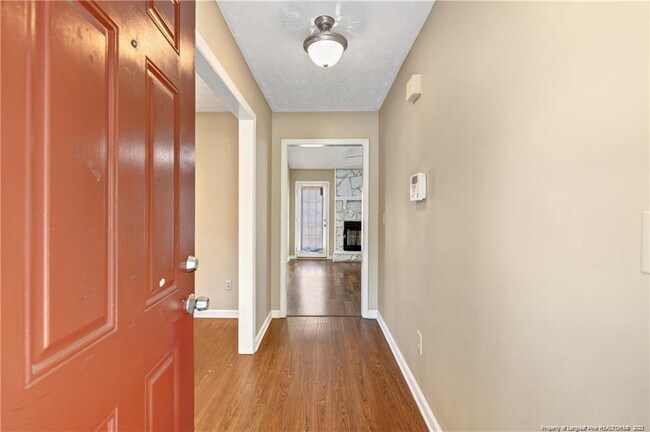 Foto del edificio - 6801 Garland St