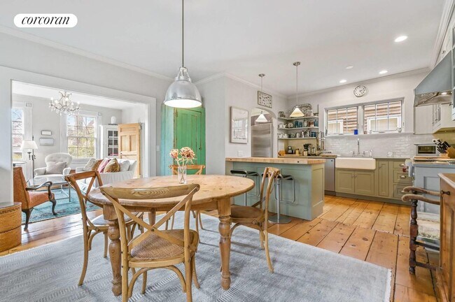 Foto del edificio - 53 Rysam St