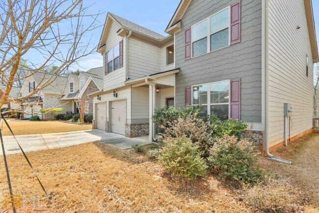 Building Photo - 23 Village Park Dr