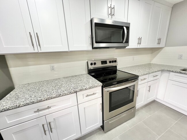 Building Photo - Meridian Apartments