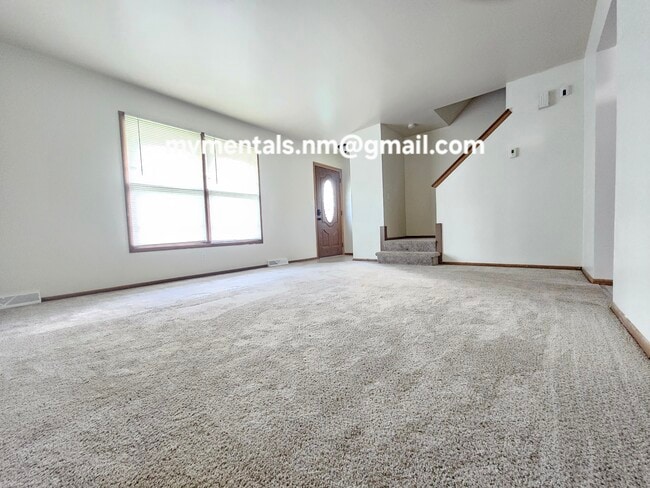 Building Photo - 225 Chapel Ter