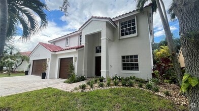 Building Photo - 522 SW 200th Terrace