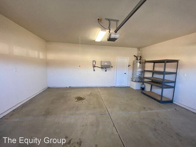 Building Photo - 3 br, 2 bath House - 328 S Holland Ct