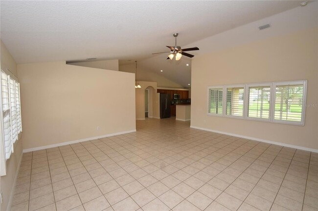Building Photo - 11 Zenith Ct