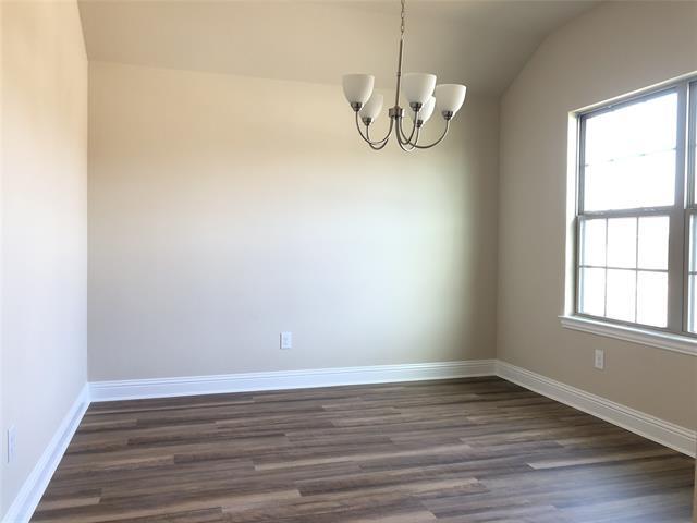 Building Photo - 2129 Silsbee Ct